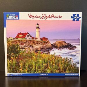 White Mountain Maine Lighthouse 1000 Piece Puzzle - Red, White, Blue, Green